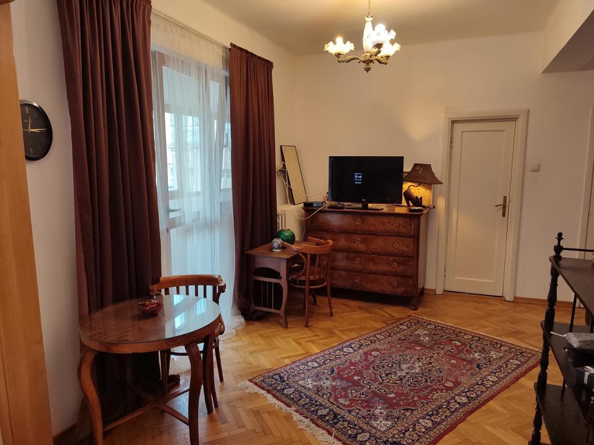 Accommodation Ateneu Palace 布加勒斯特 外观 照片